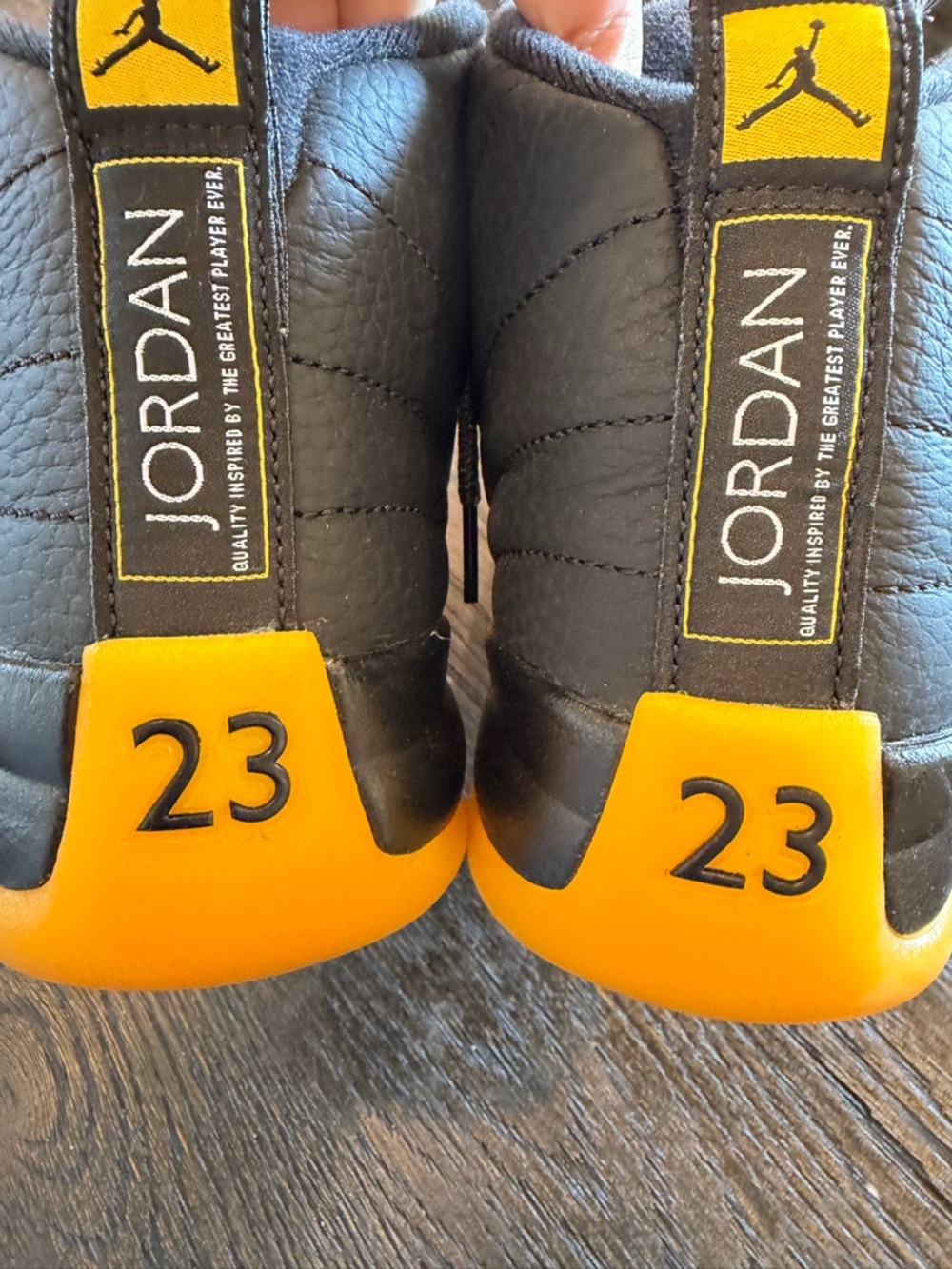 Air Jordan 12 Retro University Gold Men’s Size 8.5 - Picture 13 of 14